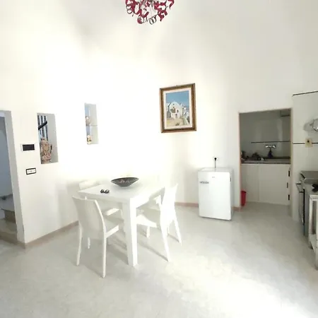 Casa Di Fronte Al Castello *