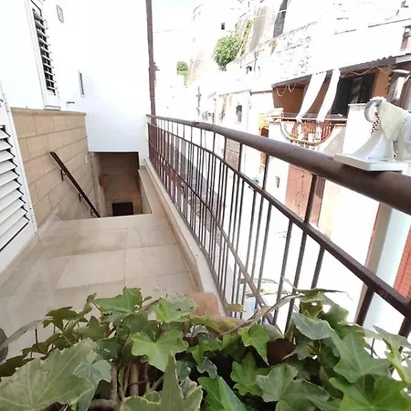 Casa Di Fronte Al Castello